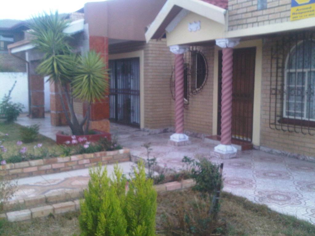Guest House Macauly Johannesburg Eksteriør bilde